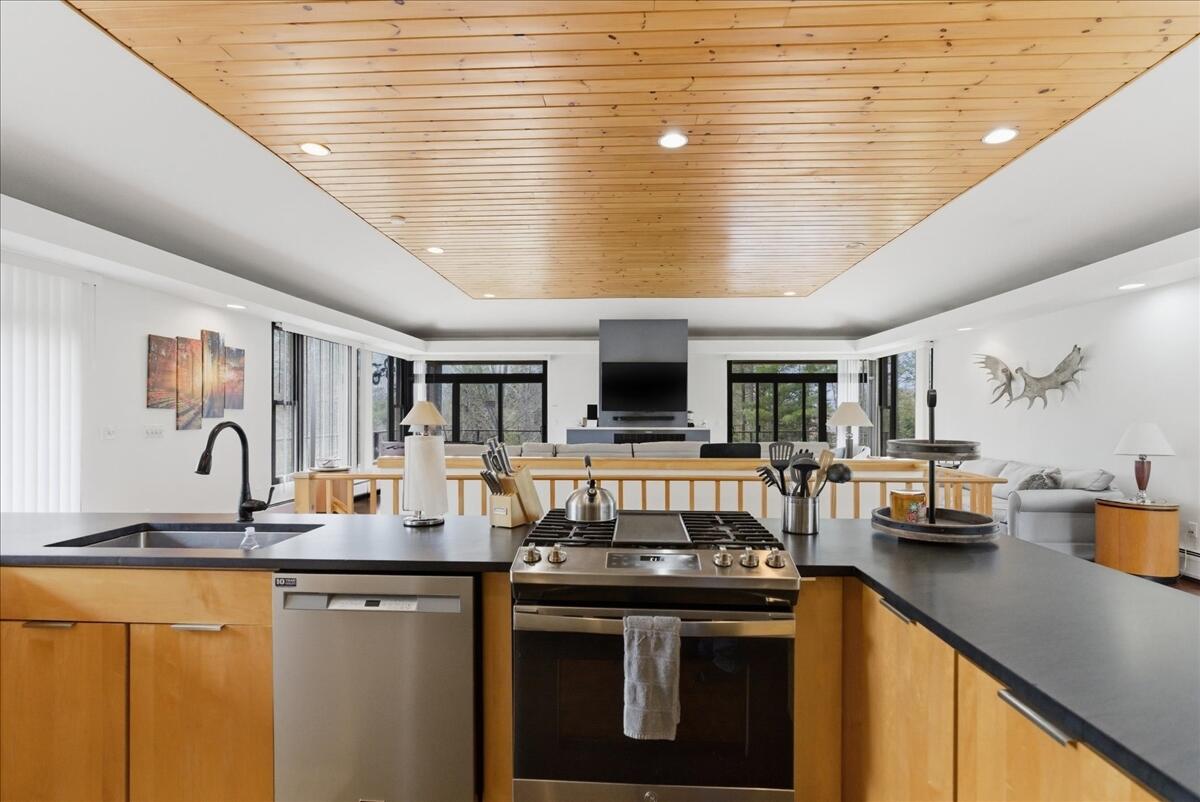 36 Mountain Valley Road