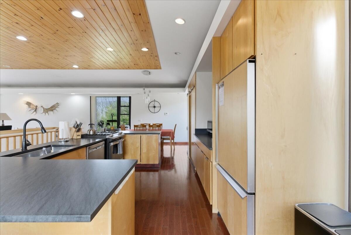 36 Mountain Valley Road