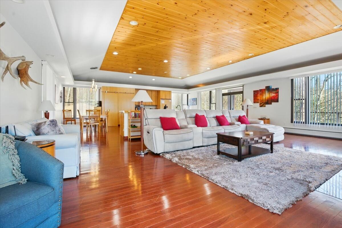 36 Mountain Valley Road