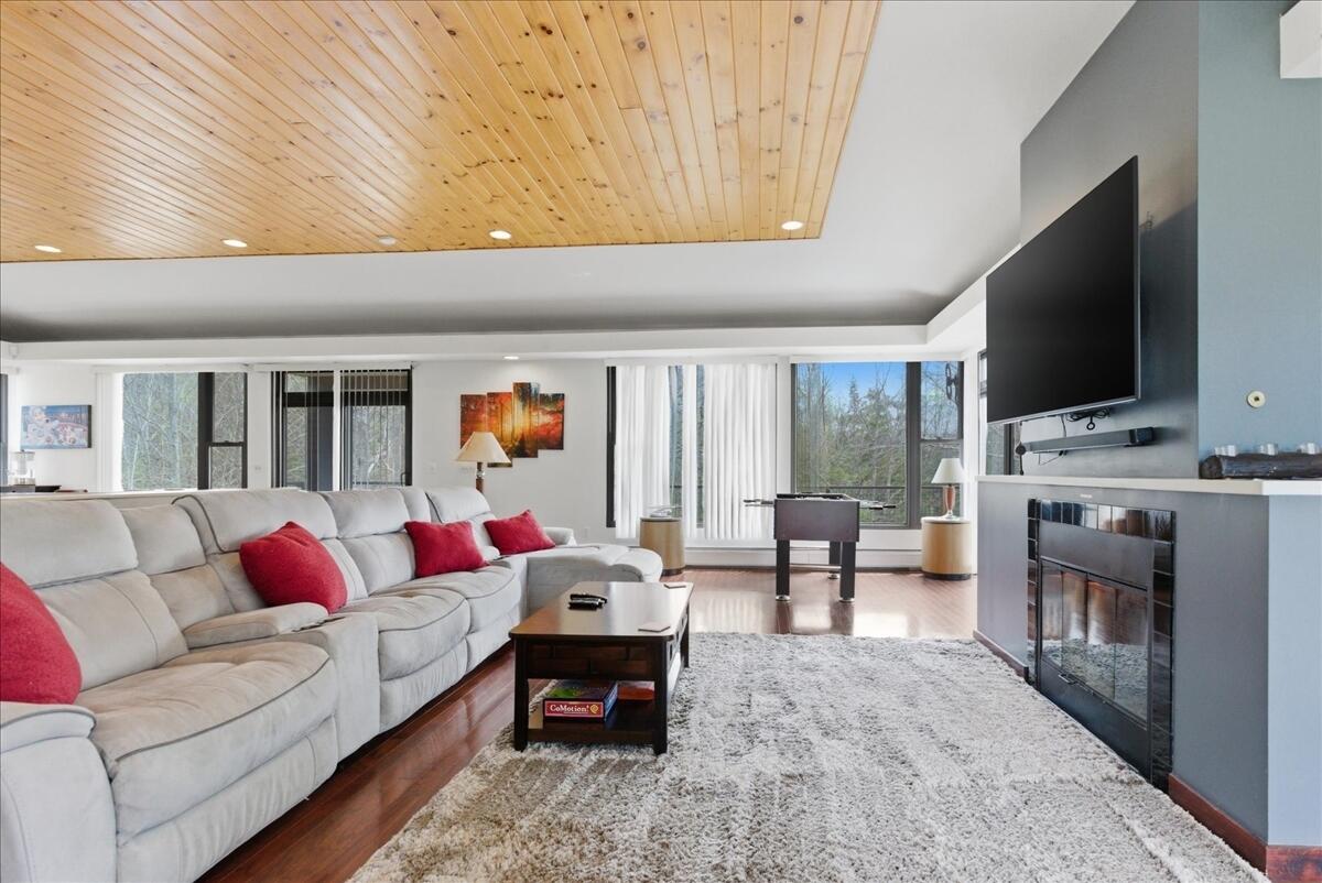 36 Mountain Valley Road