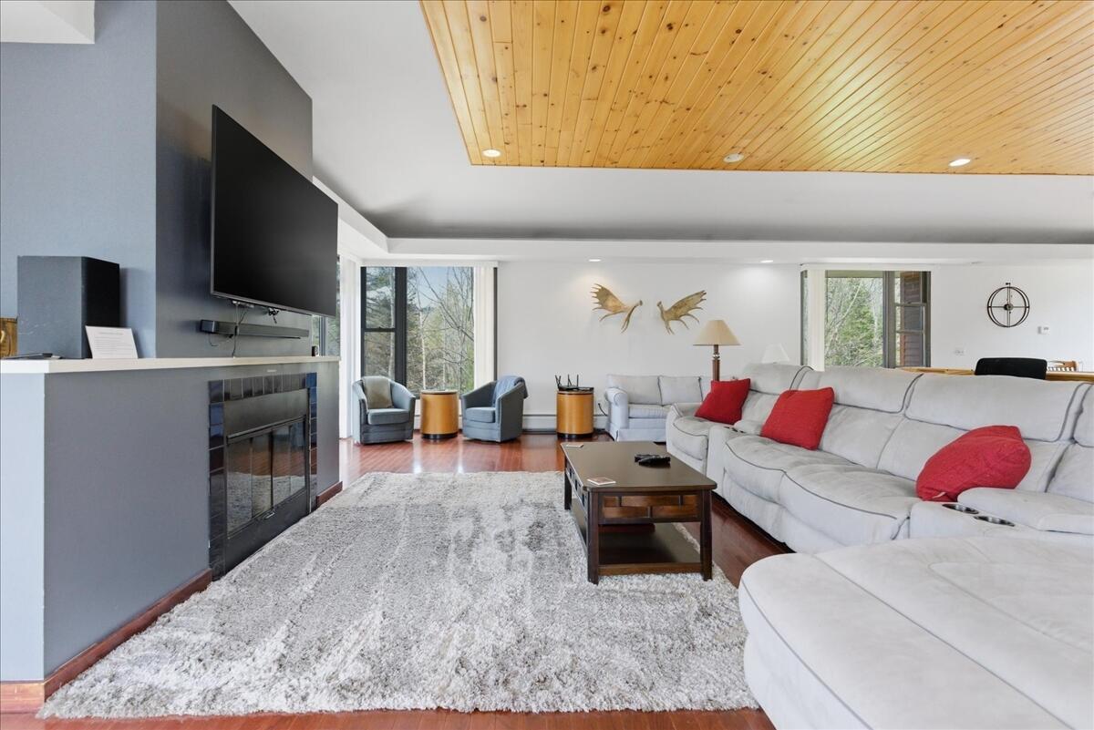 36 Mountain Valley Road