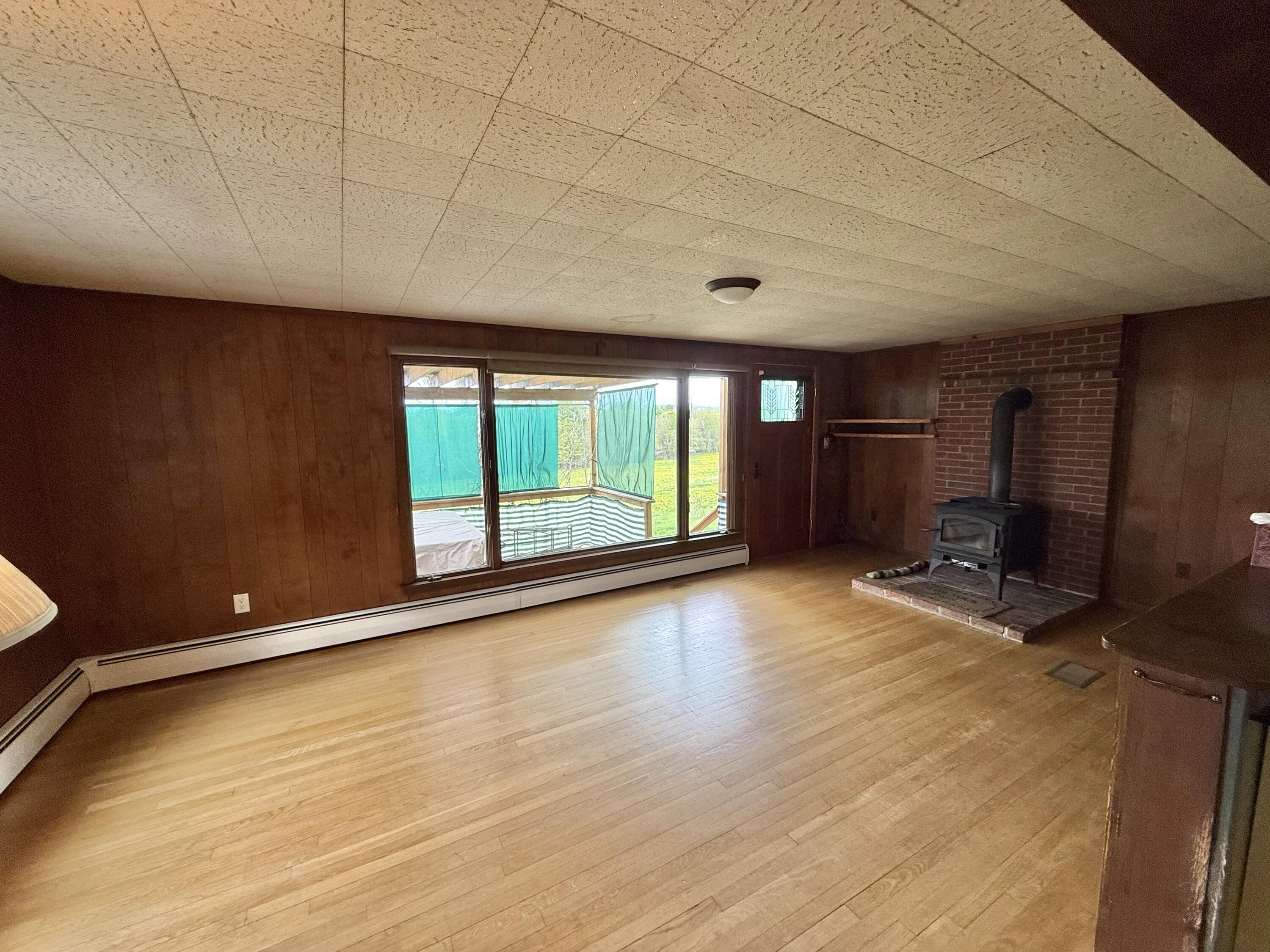 282 N Parish Road