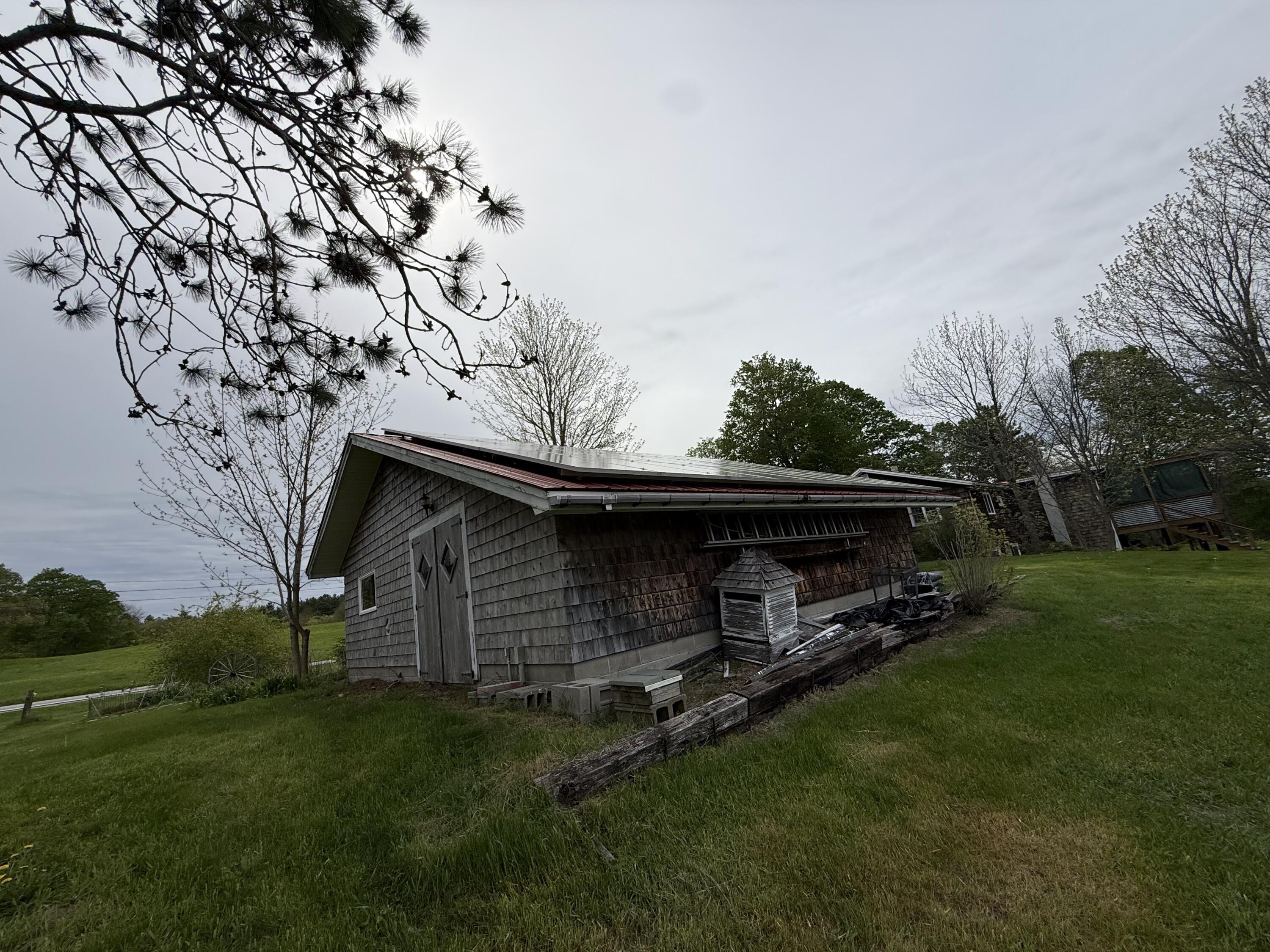 282 N Parish Road
