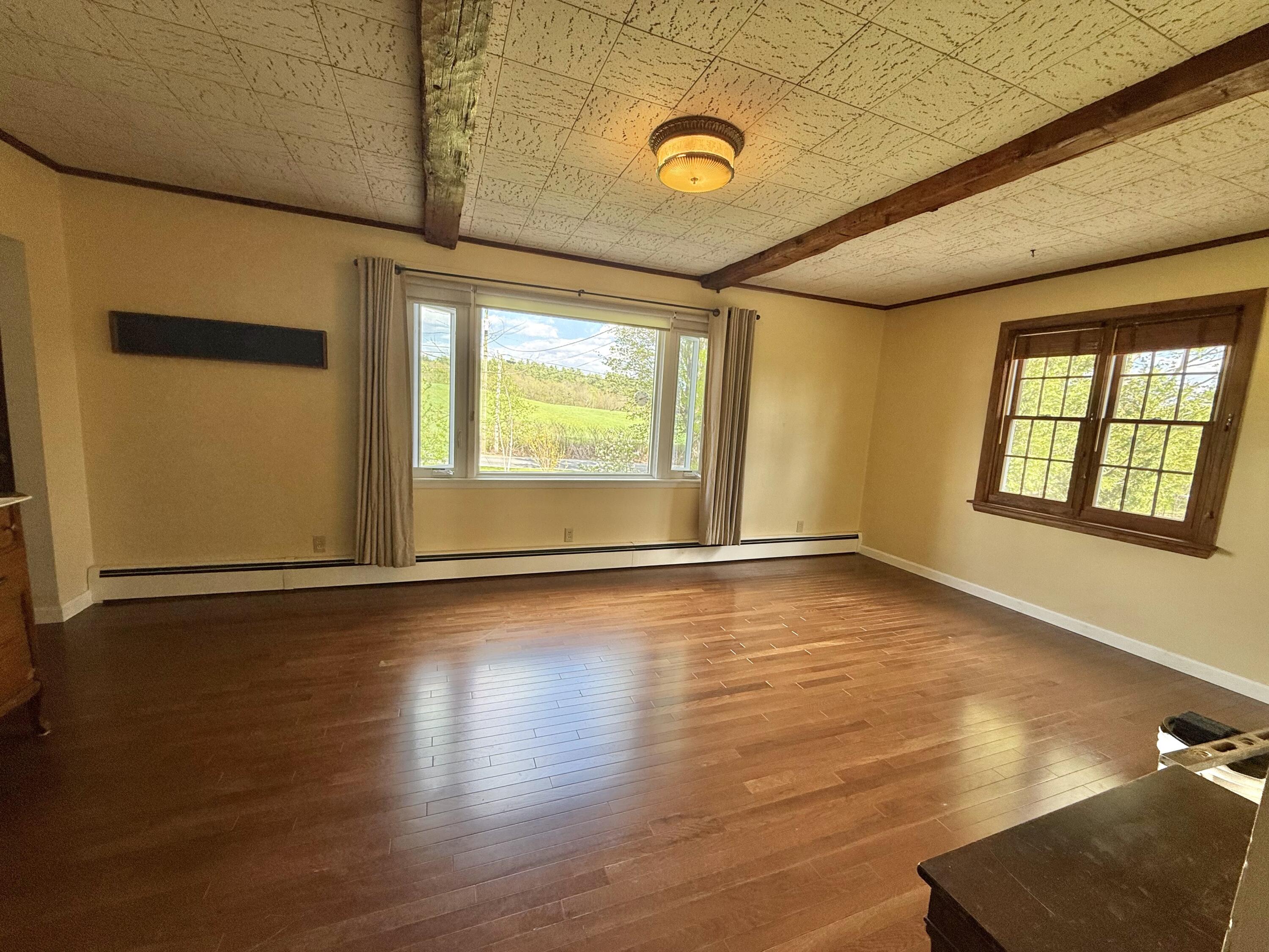 282 N Parish Road