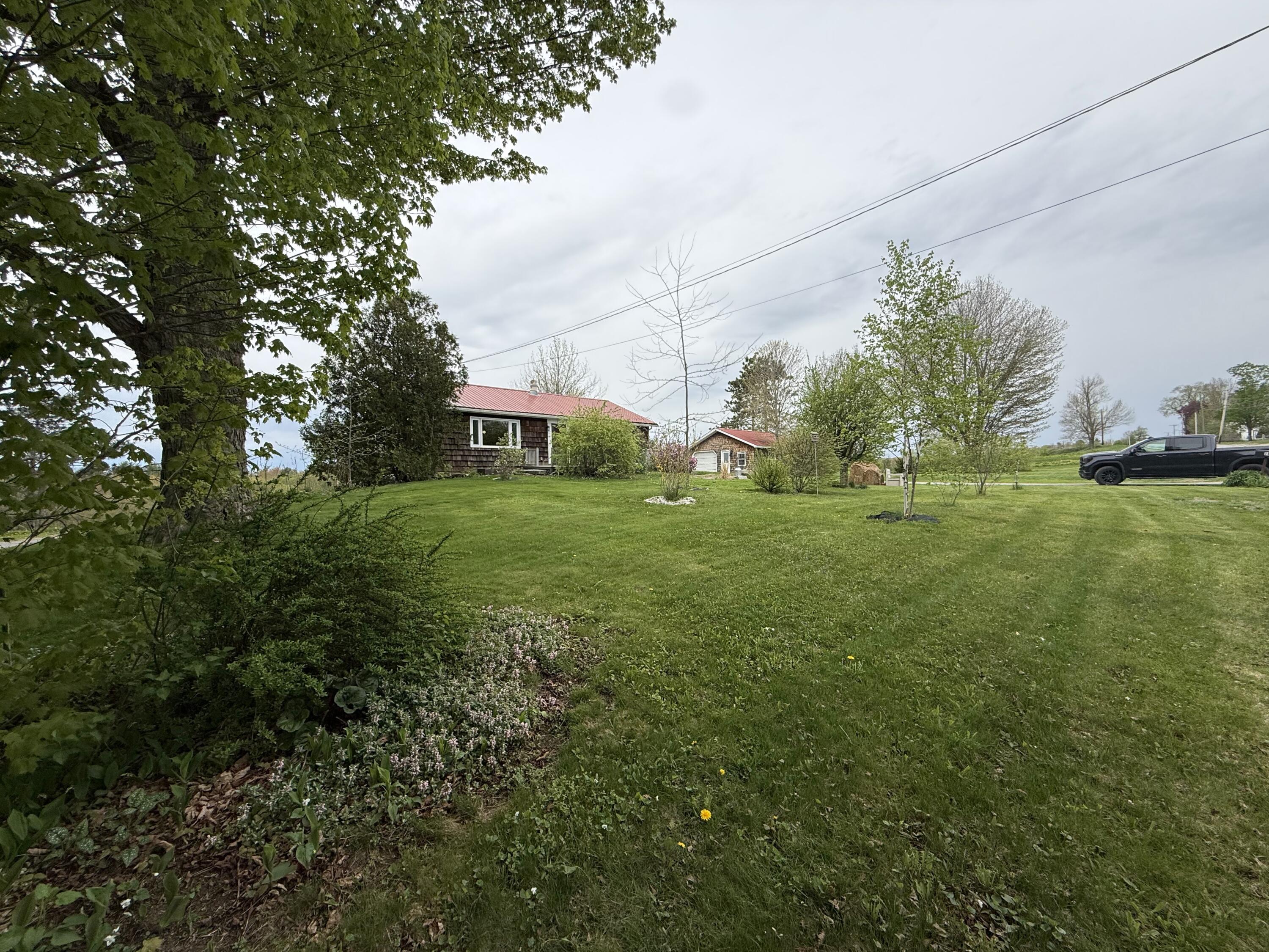 282 N Parish Road