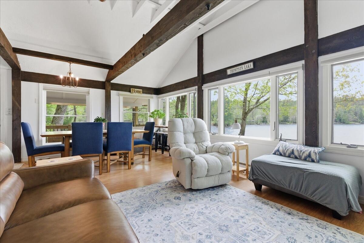 5 Cliff Lane