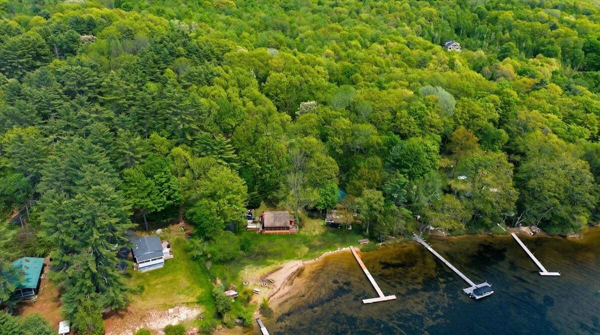 5 Cliff Lane