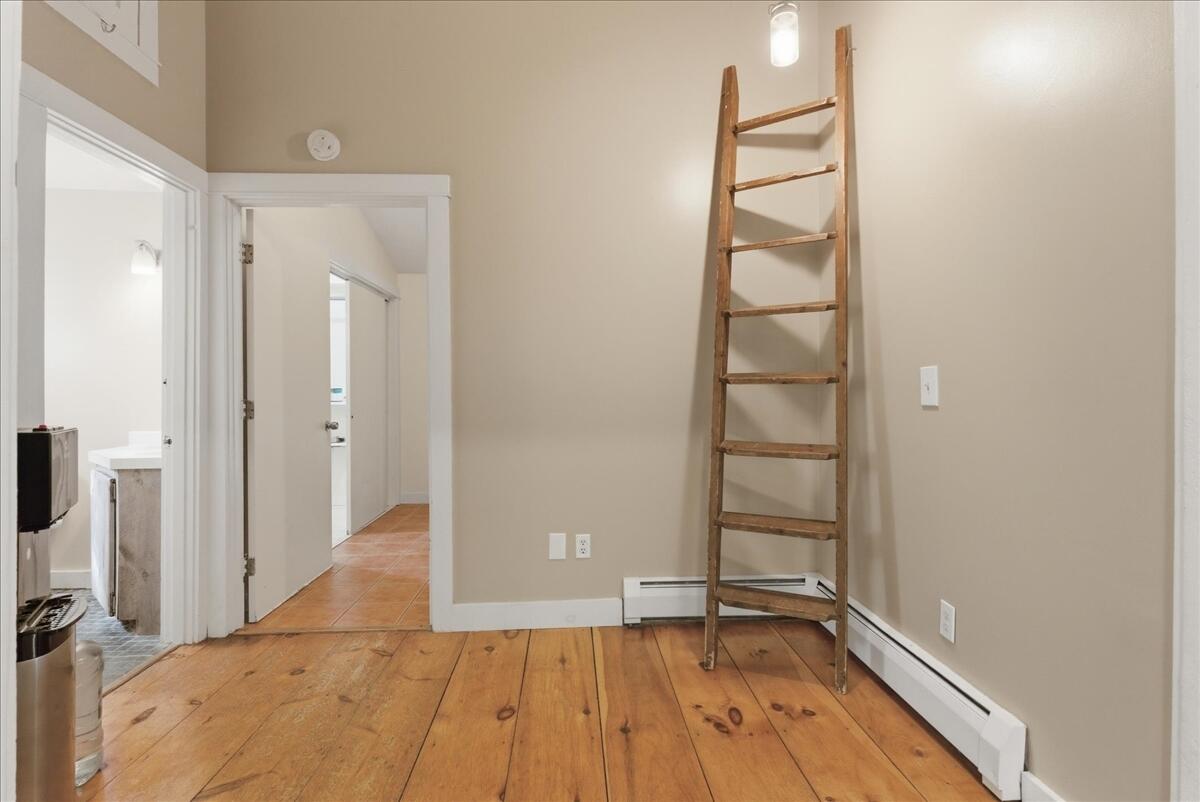 123 Dutton Hill