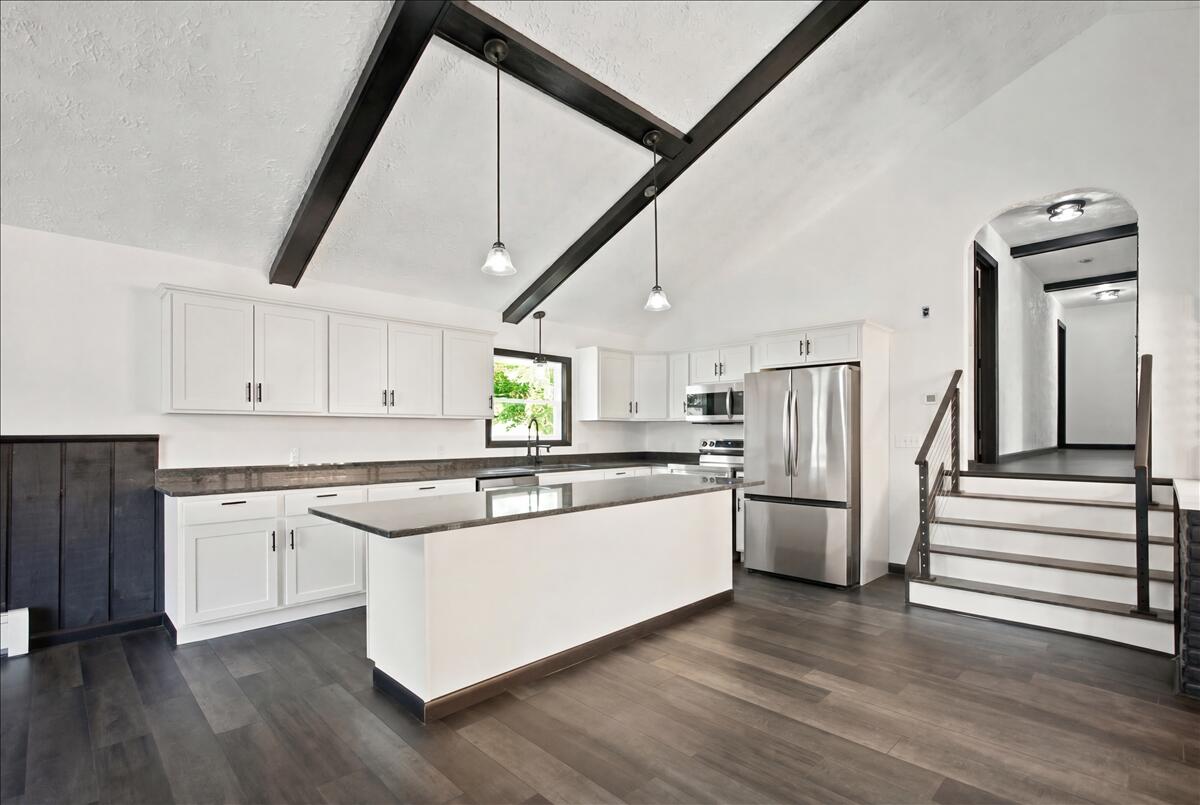 466 East Avenue