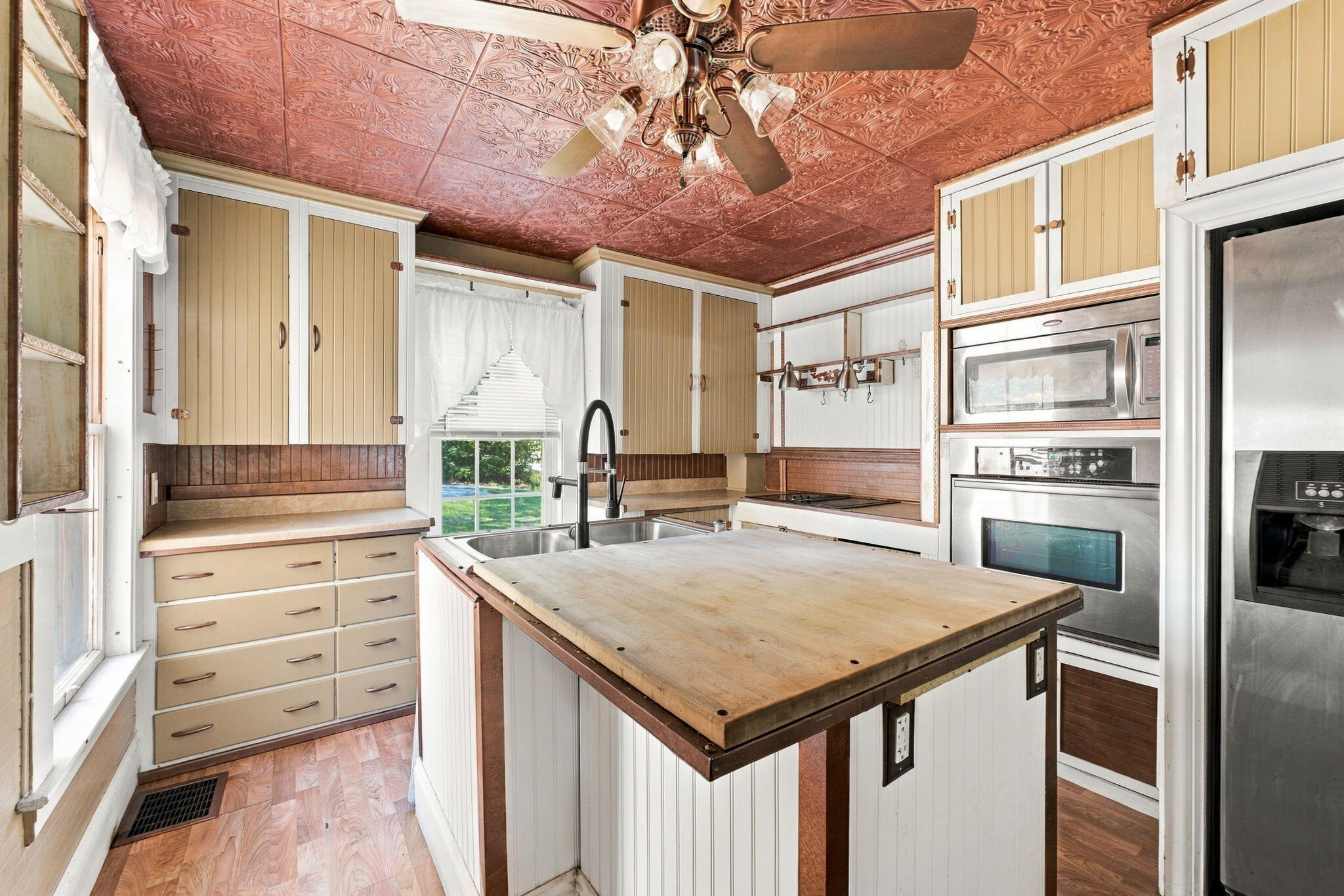 53 Hillside Avenue