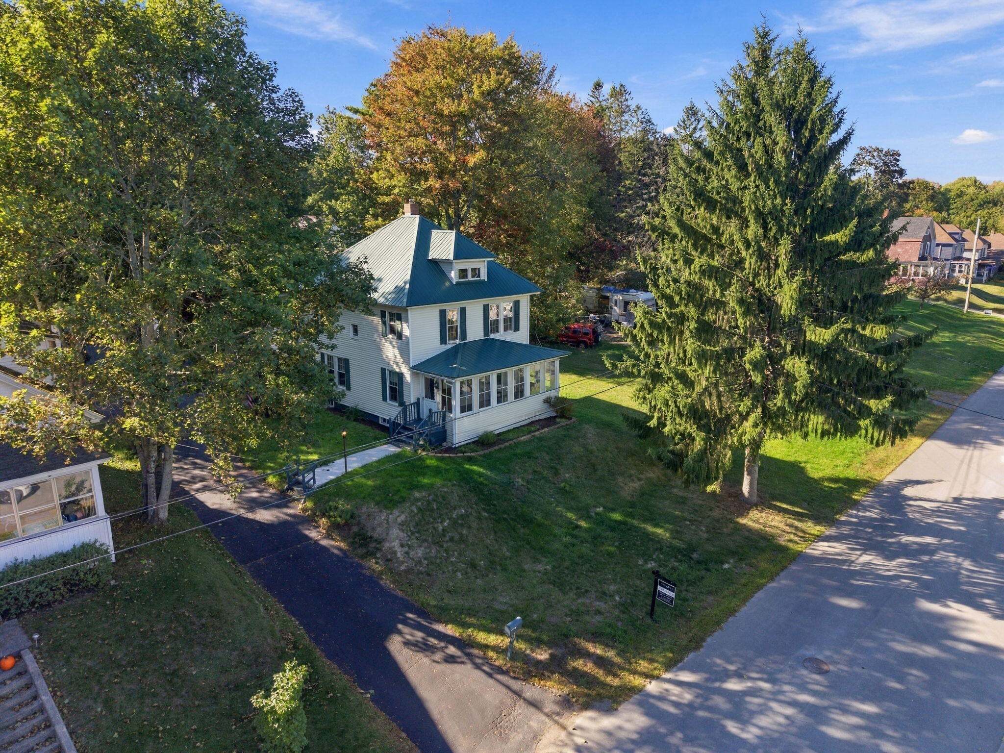 53 Hillside Avenue