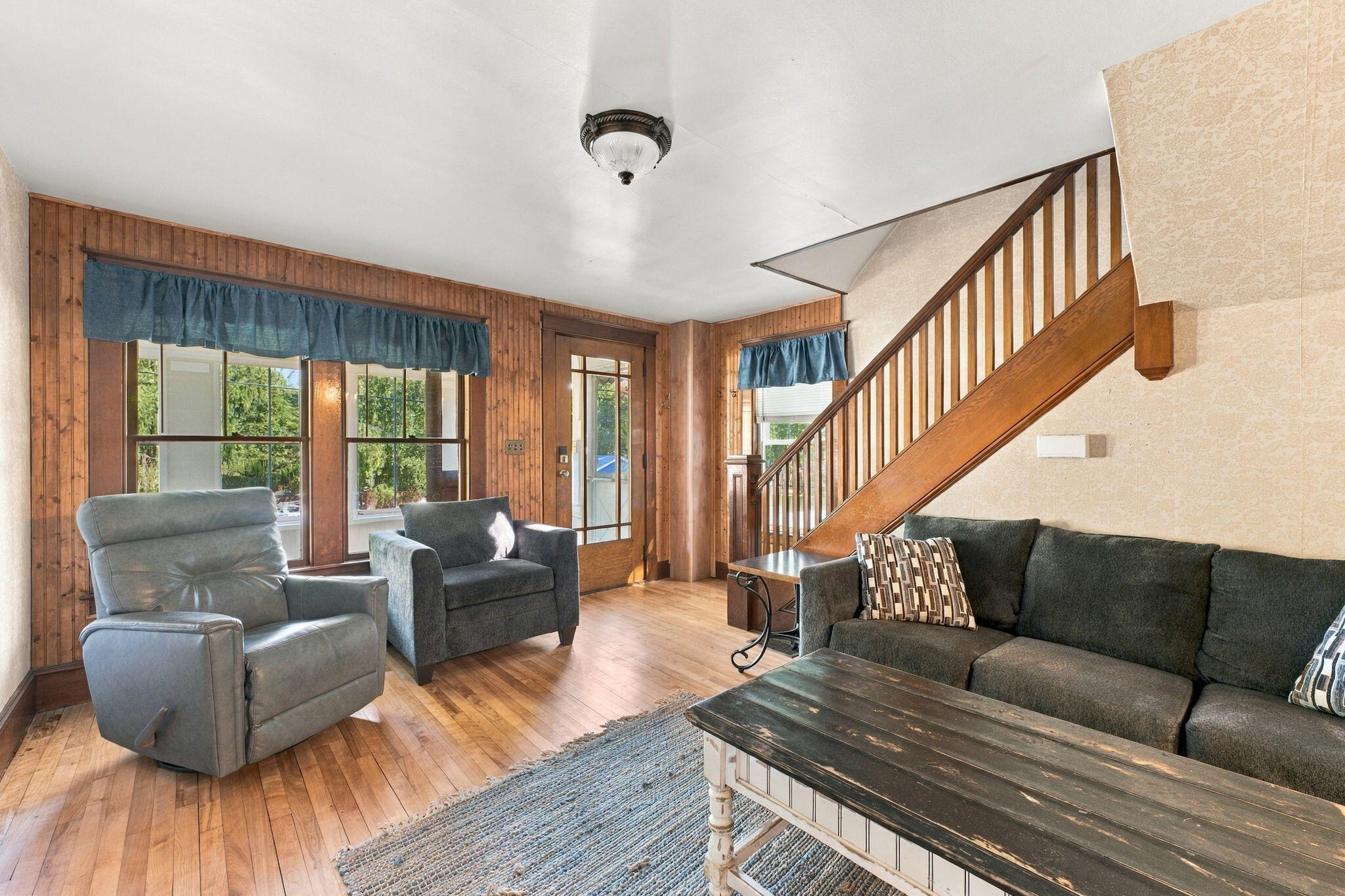 53 Hillside Avenue