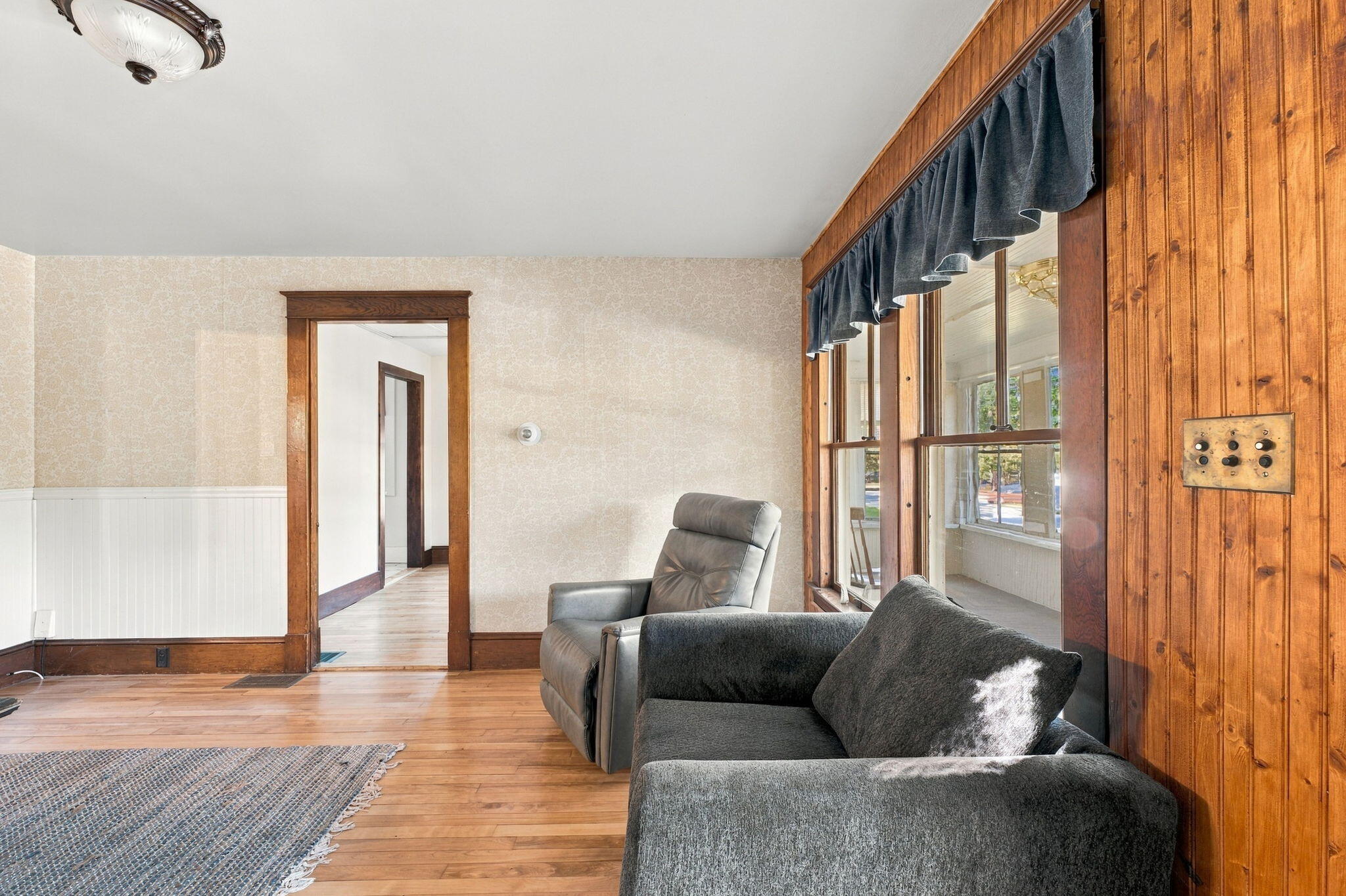 53 Hillside Avenue