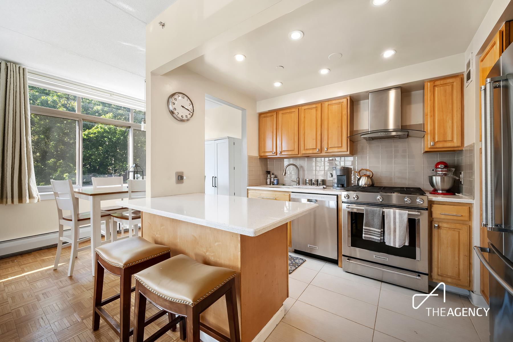 102 Bradhurst Ave, #401