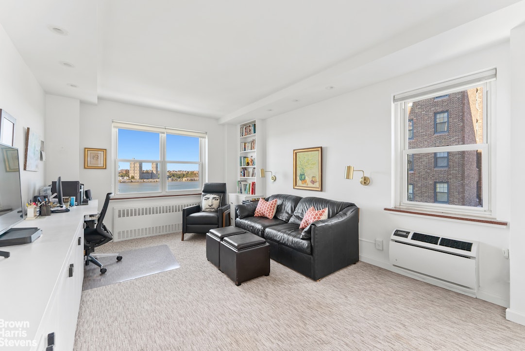 11 Riverside Dr, #9DEW