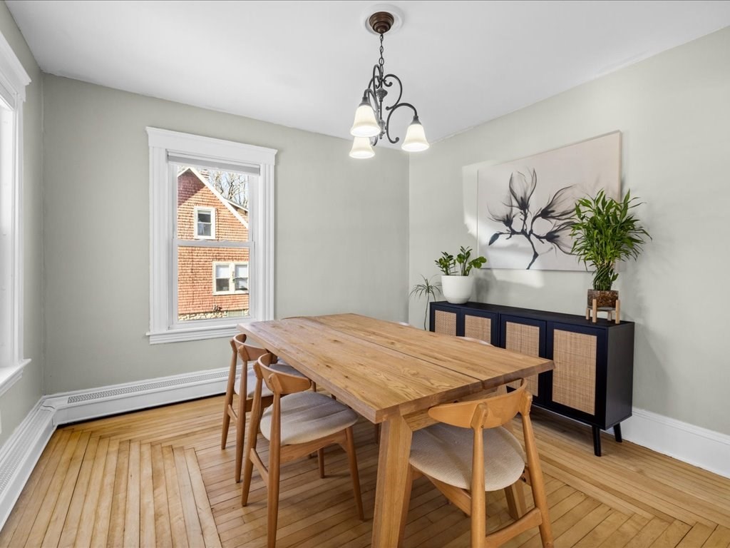 12 Peacedale Ave