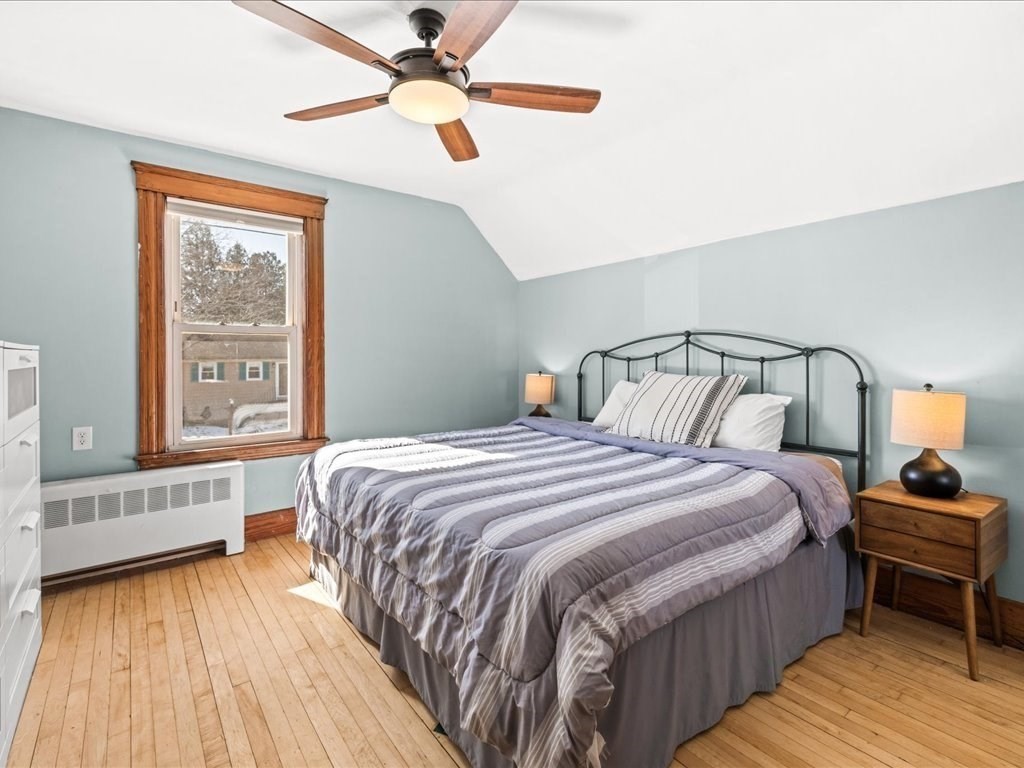 12 Peacedale Ave