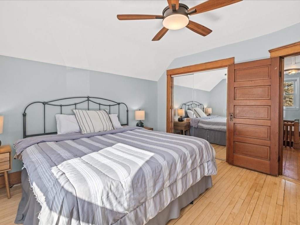 12 Peacedale Ave