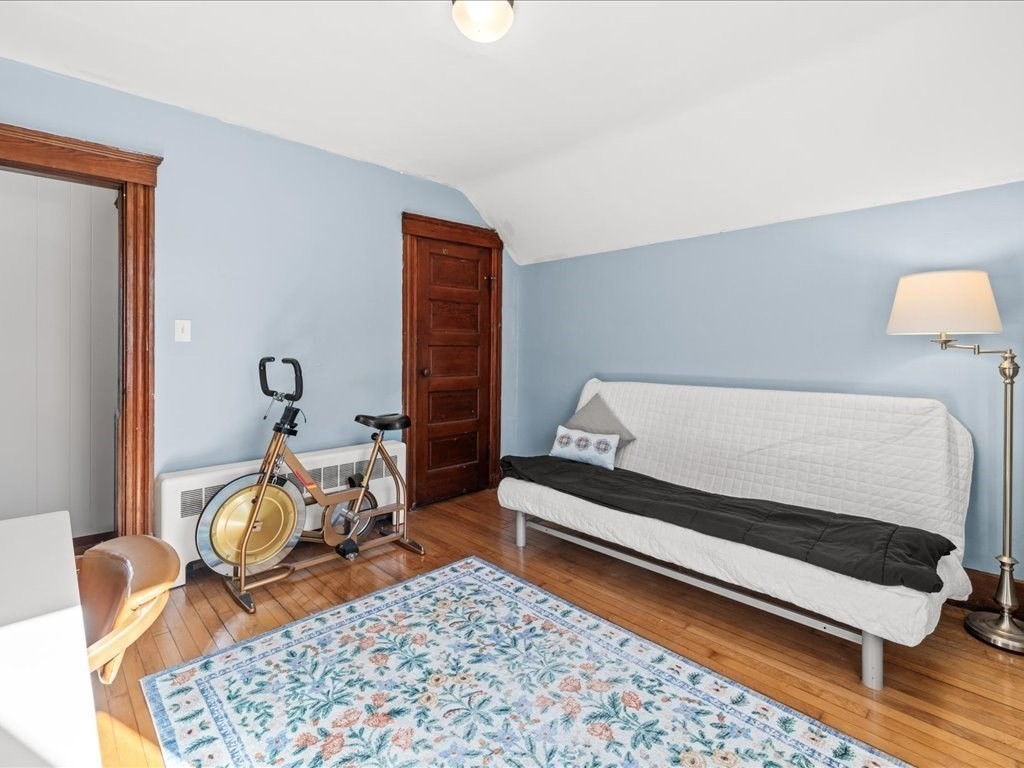 12 Peacedale Ave