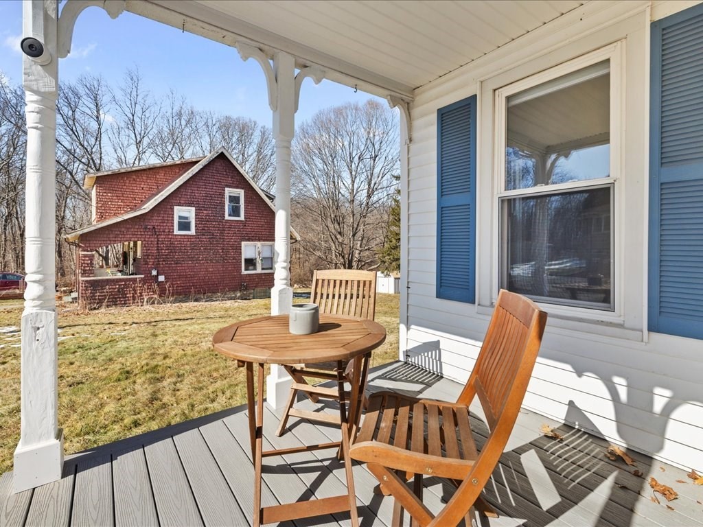 12 Peacedale Ave