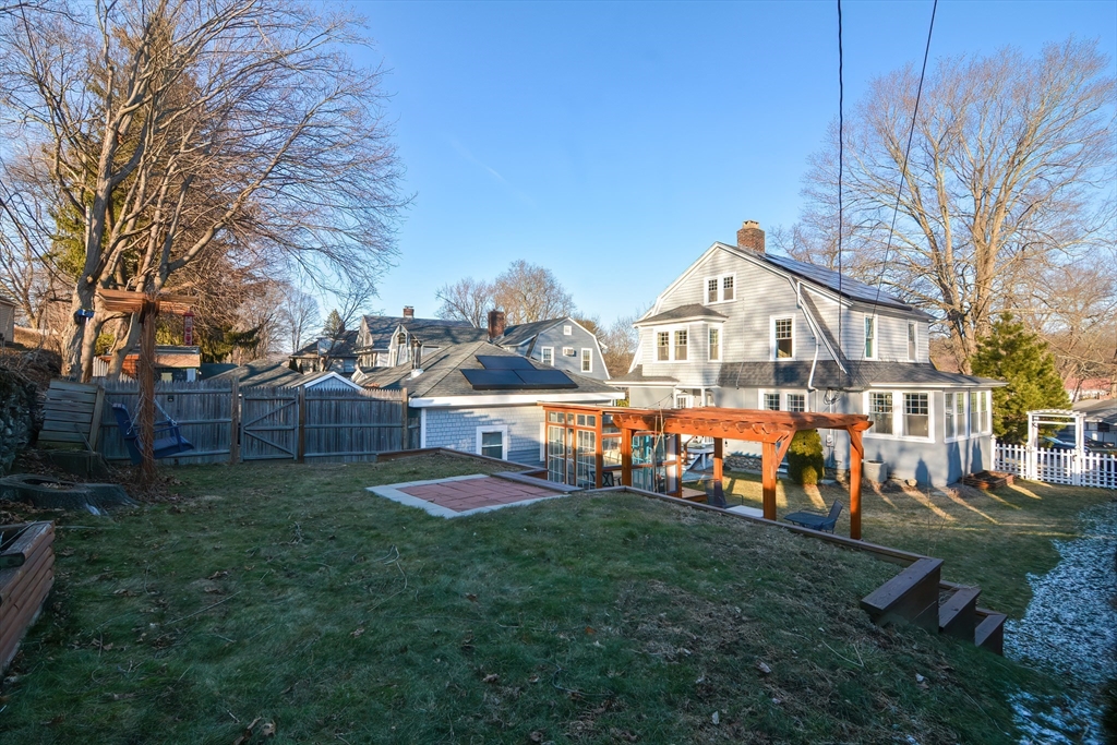 62 Howland Terrace