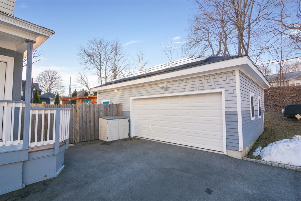 62 Howland Terrace