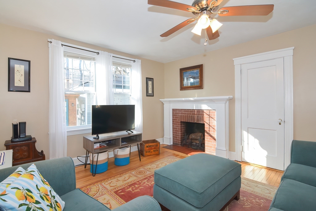62 Howland Terrace