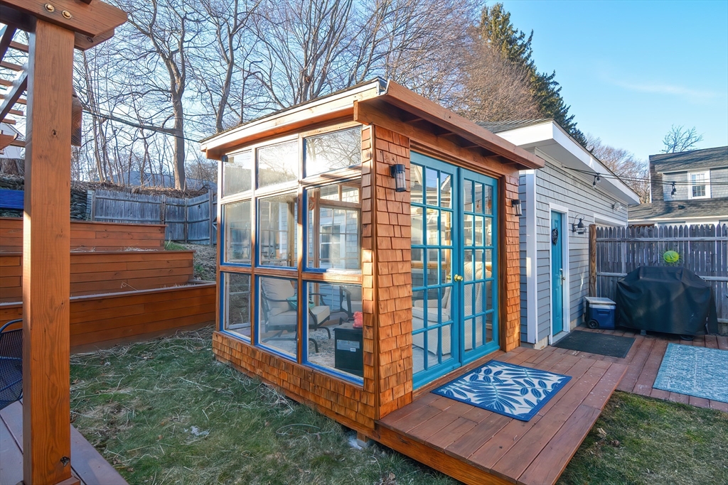 62 Howland Terrace