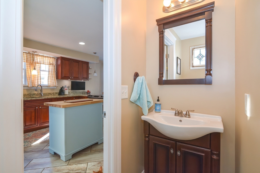 62 Howland Terrace