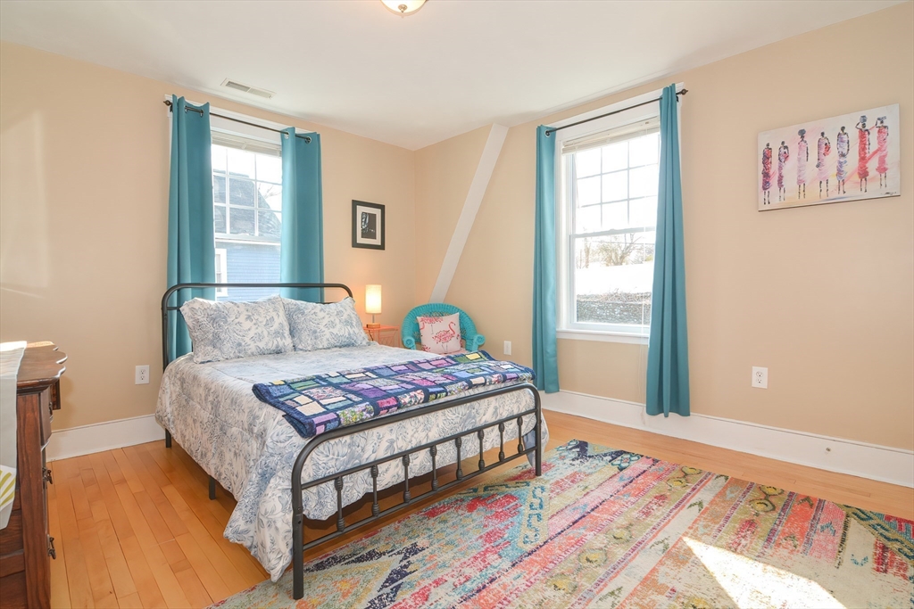 62 Howland Terrace