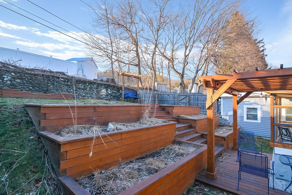 62 Howland Terrace