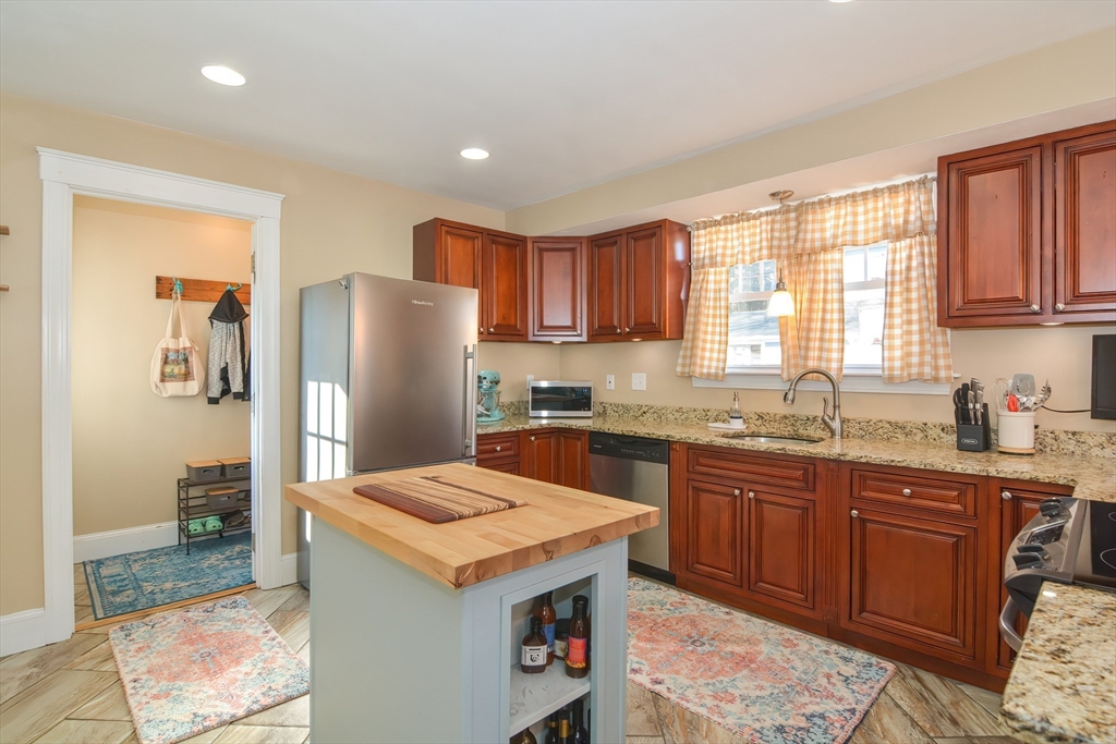 62 Howland Terrace