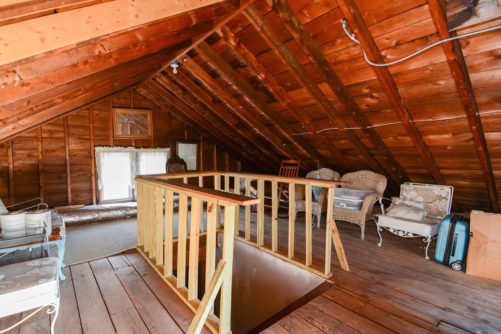 62 Howland Terrace