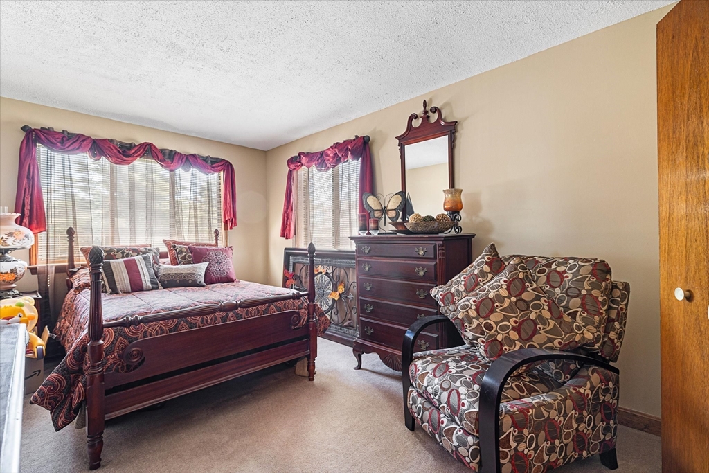 50 Meadowbrook Ln # 50