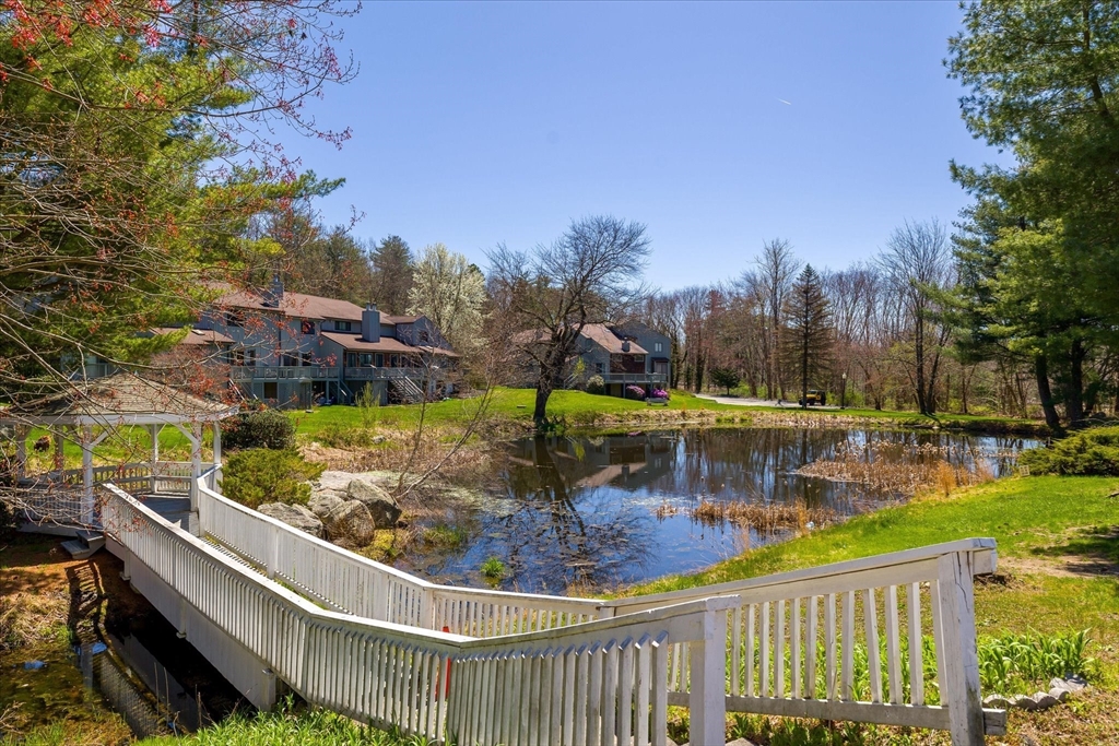 50 Meadowbrook Ln # 50