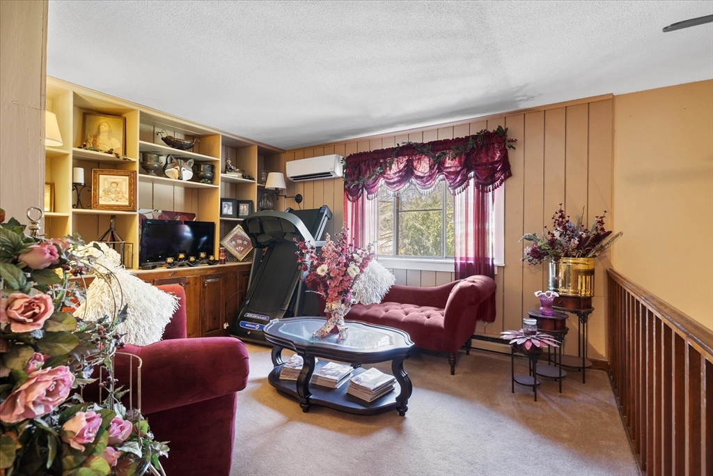 50 Meadowbrook Ln # 50