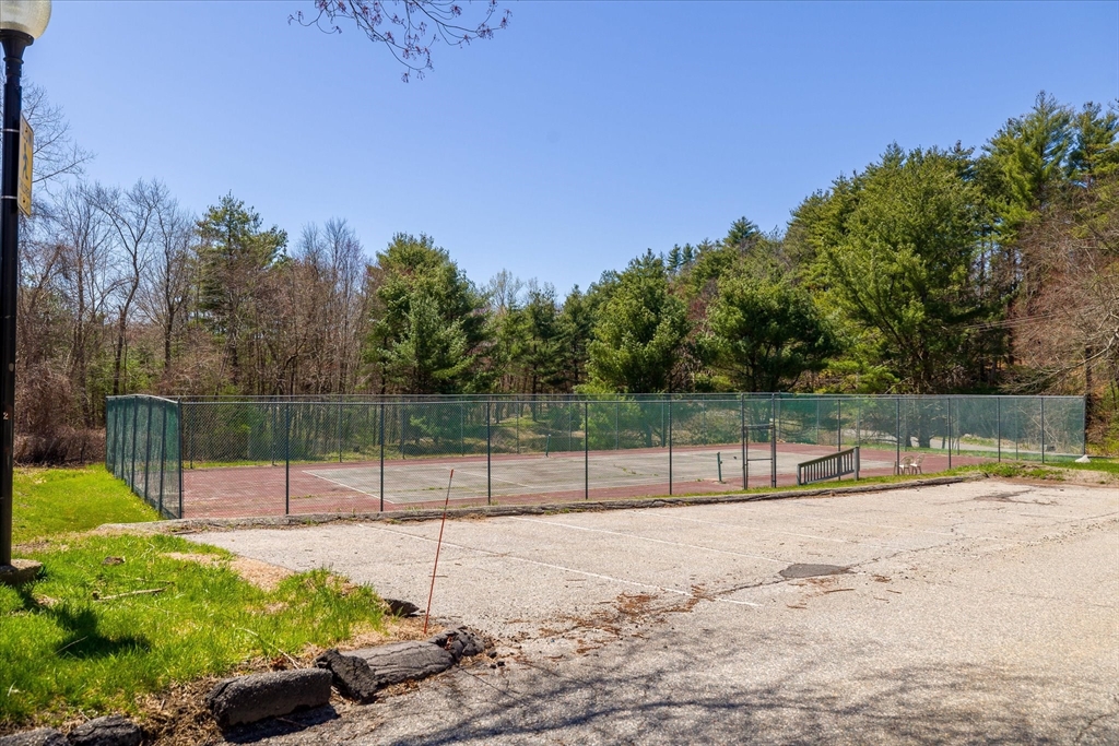 50 Meadowbrook Ln # 50