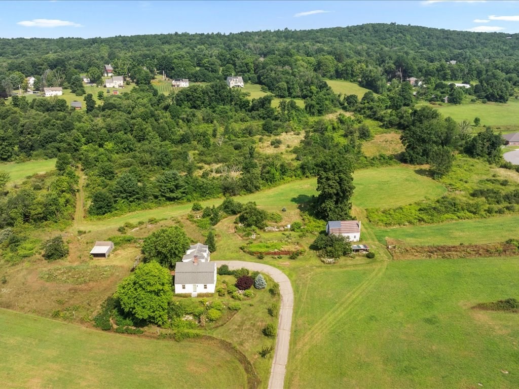 439 Lower Rd