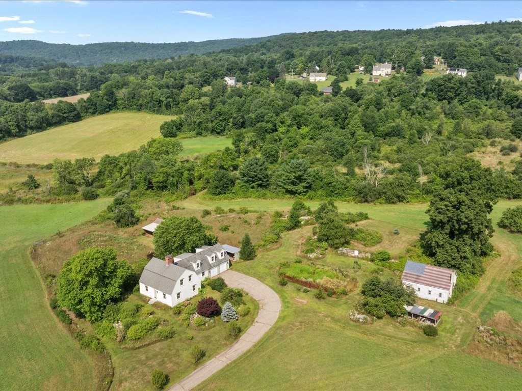 439 Lower Rd