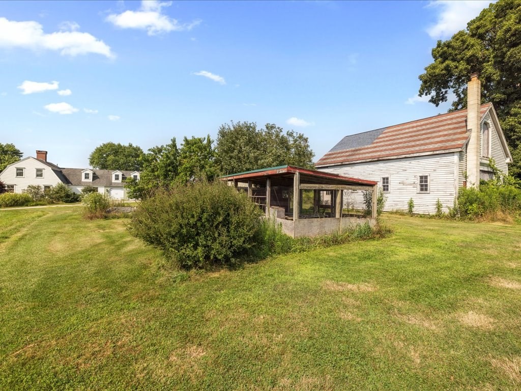 439 Lower Rd