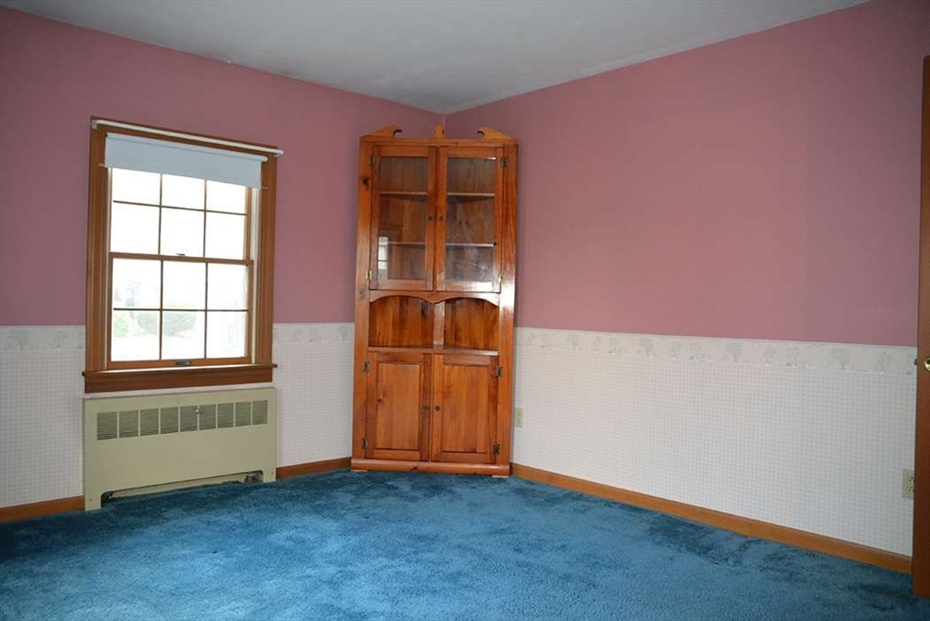 21 Fyrbeck Avenue