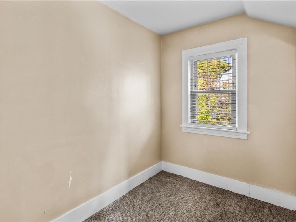 1 Wildrose Ave