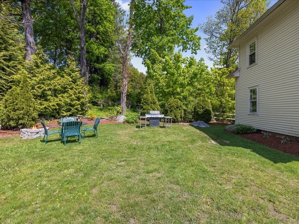 1 Wildrose Ave