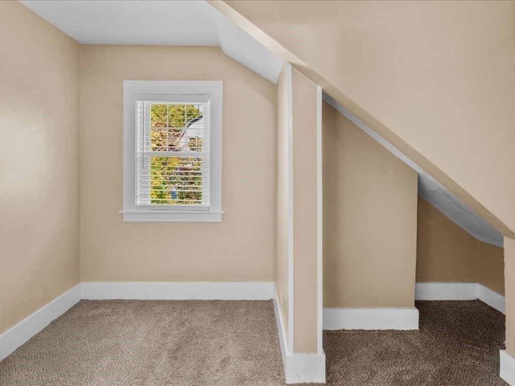 1 Wildrose Ave
