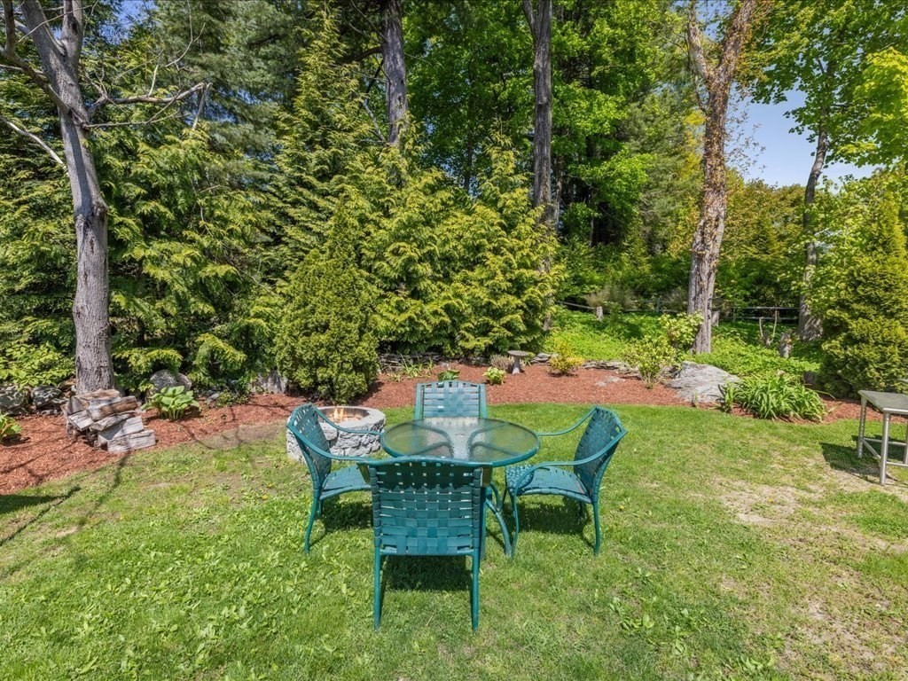 1 Wildrose Ave