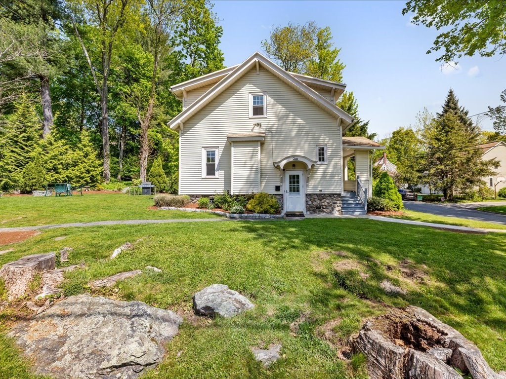 1 Wildrose Ave