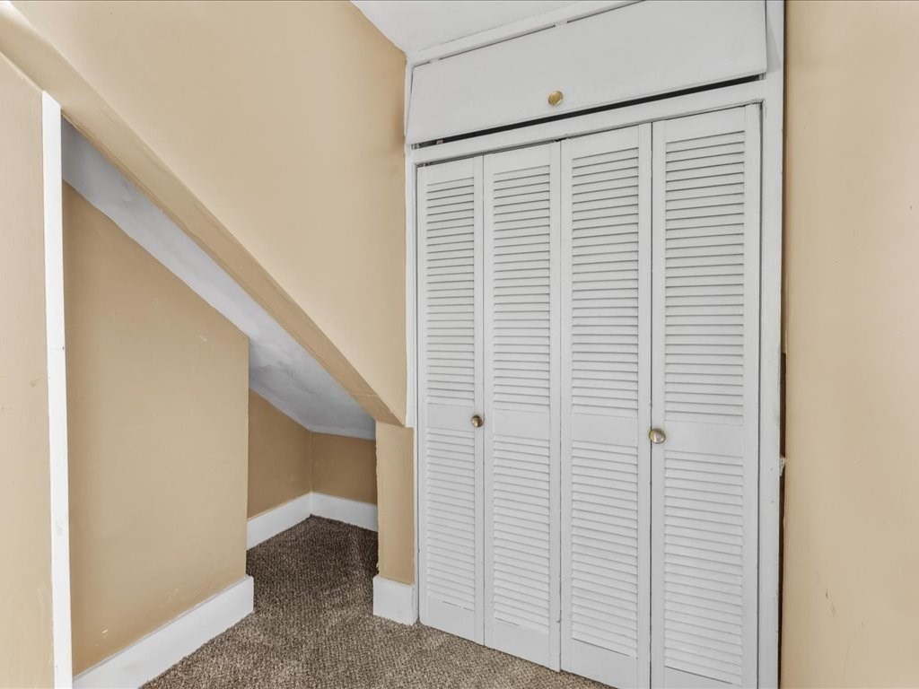 1 Wildrose Ave