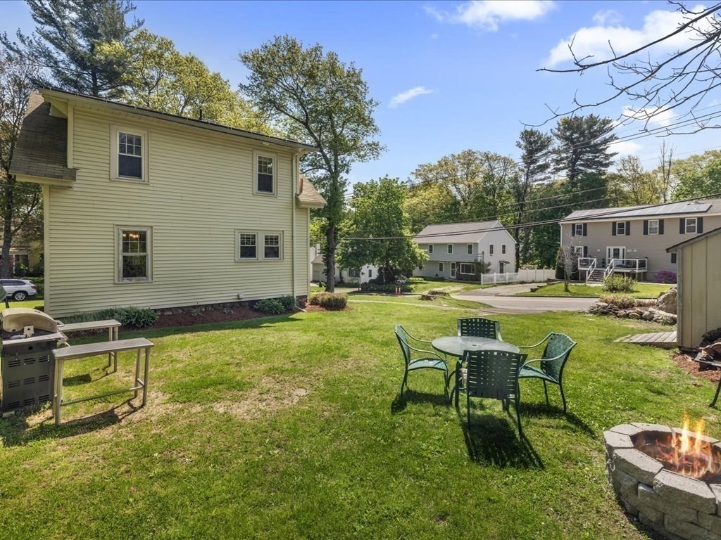 1 Wildrose Ave