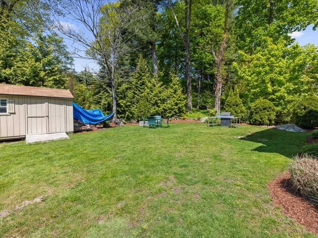1 Wildrose Ave