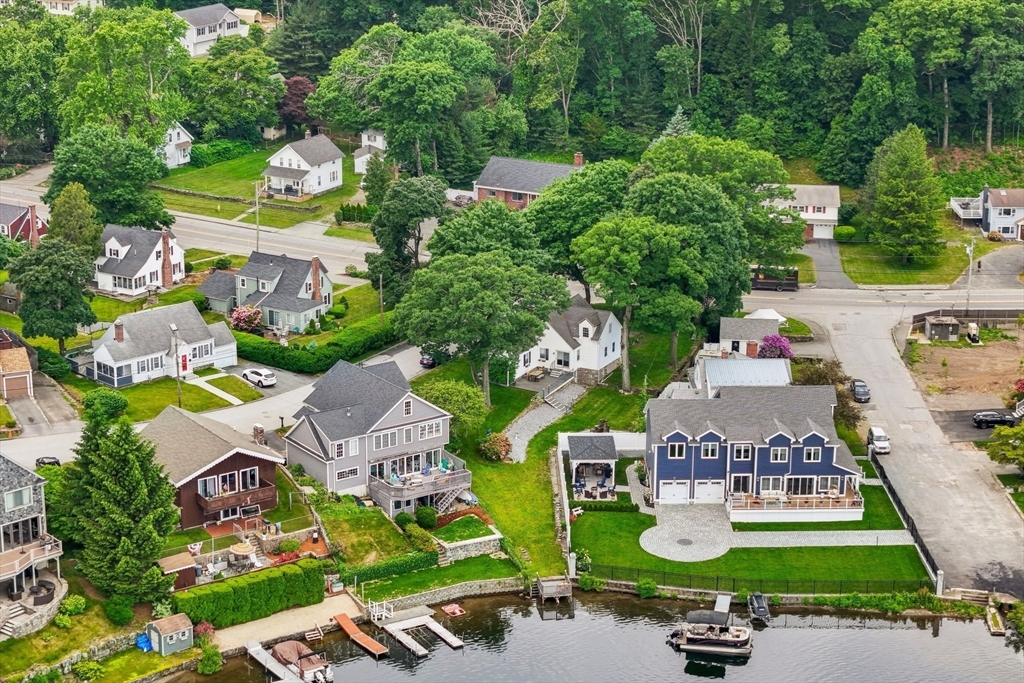 74 Bay Edge Dr